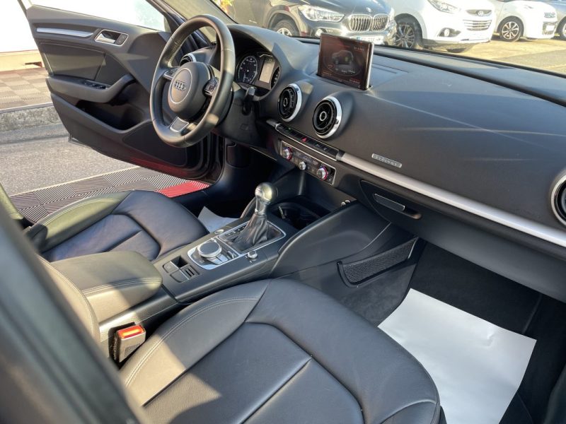 AUDI A3 SPORTBACK E-TRON 1.4 TFSI 204CH E-TRON AMBIENTE  GARANTIE 3/12 MOIS 2015