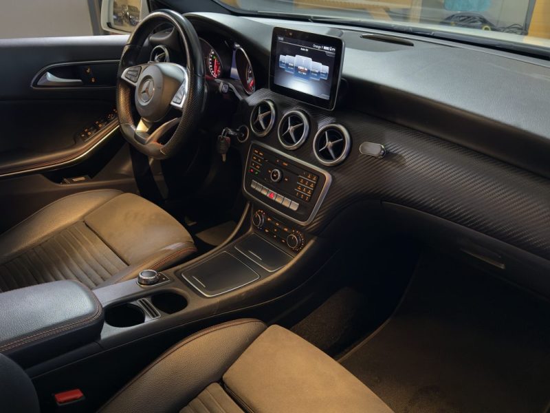 MERCEDES CLASSE A 200D FASCINATION 7G-DCT AMG LINE