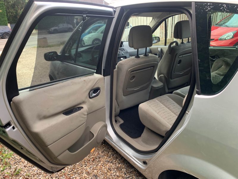 RENAULT MEGANE SCENIC PACK AUTHENTIQUE 1.5DCI 105 2006