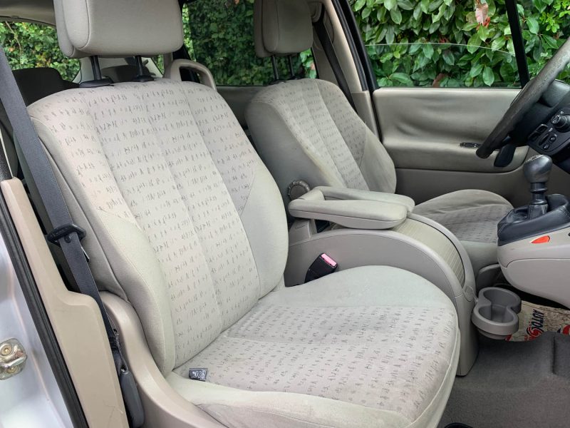 RENAULT MEGANE SCENIC PACK AUTHENTIQUE 1.5DCI 105 2006