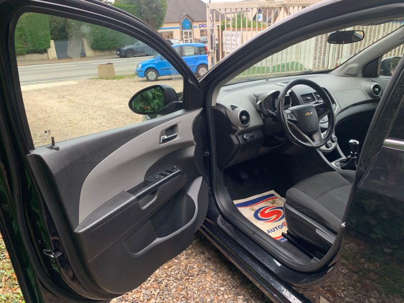 CHEVROLET AVEO 1.3 VCDI95 LTZ S&S 4P 2013 1.3 VCDi95
