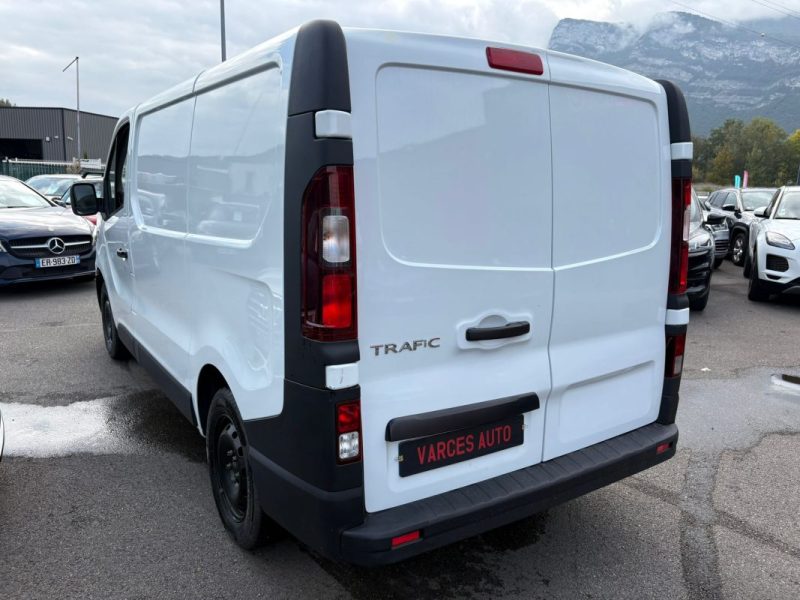 RENAULT TRAFIC DCI 120CV L1H1 GRAND CONFORT TVA RECUPERABLE  2020