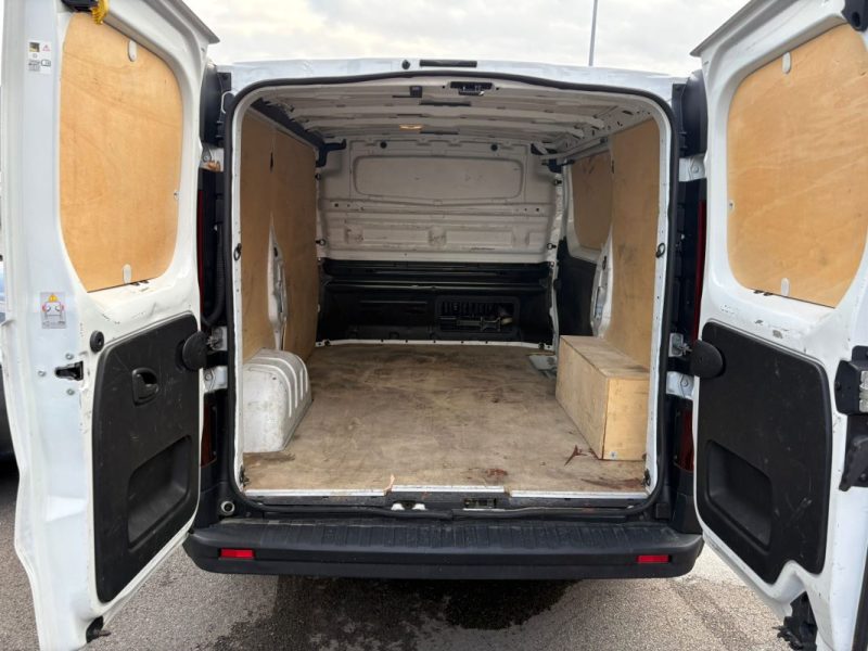 RENAULT TRAFIC DCI 120CV L1H1 GRAND CONFORT TVA RECUPERABLE  2020