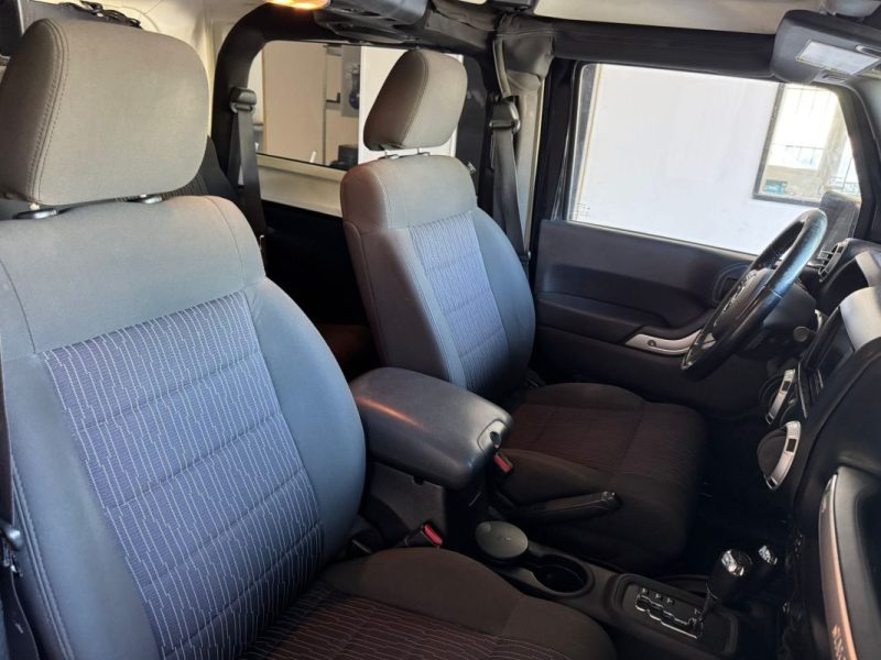 JEEP WRANGLER SAHARA AUTO 2.8 CRD200 FAP ARCTIC BA 2012