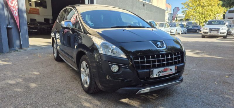 Peugeot 3008 1.6l HDI 110ch Allure BMP 6 SUV, Noir, *Toit panoramique*, *GPS*