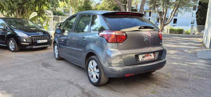 Citroën C4 Picasso 1.6l Hdi 112ch , gris anthracite, *GPS*, *Clim auto*