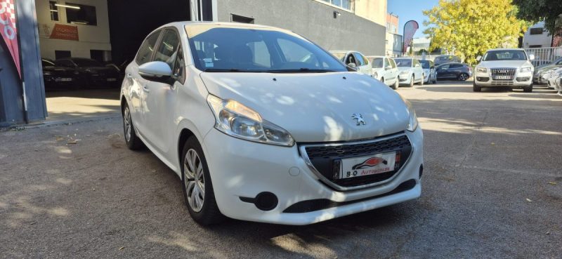 Peugeot 208 1.6 hdi 92 ch Active BVM 5, *Idéale jeune conducteur*, *Clim*,