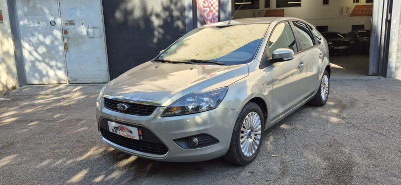 Ford Focus 2 1.6l TDCI  90 cv berline, *Idéale jeune conducteur*, *Attelage remorque*, *Radar de rec