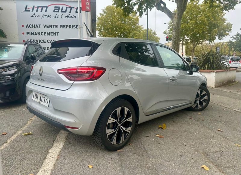 RENAULT CLIO V 1.5 BLUEDCI 100 EVOLUTION **1ÈRE MAIN** 