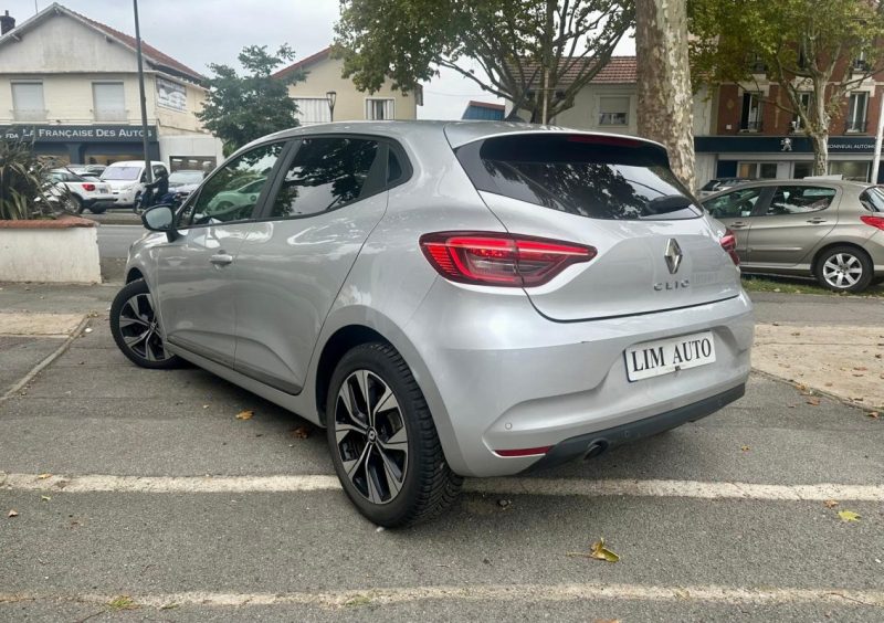 RENAULT CLIO V 1.5 BLUEDCI 100 EVOLUTION **1ÈRE MAIN** 