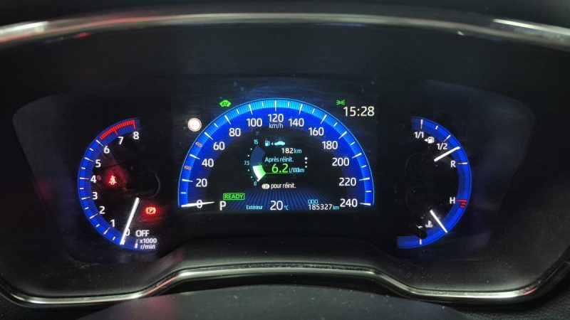 TOYOTA COROLLA TOURING SPORTS 184CV DYNAMIC BUSINESS/1 ERE MAIN/TVA RECUP 