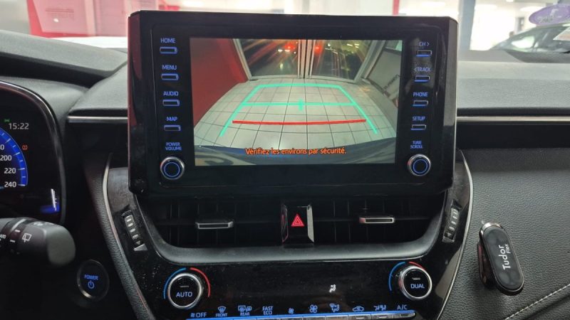 TOYOTA COROLLA TOURING SPORTS 184CV DYNAMIC BUSINESS/1 ERE MAIN/TVA RECUP 