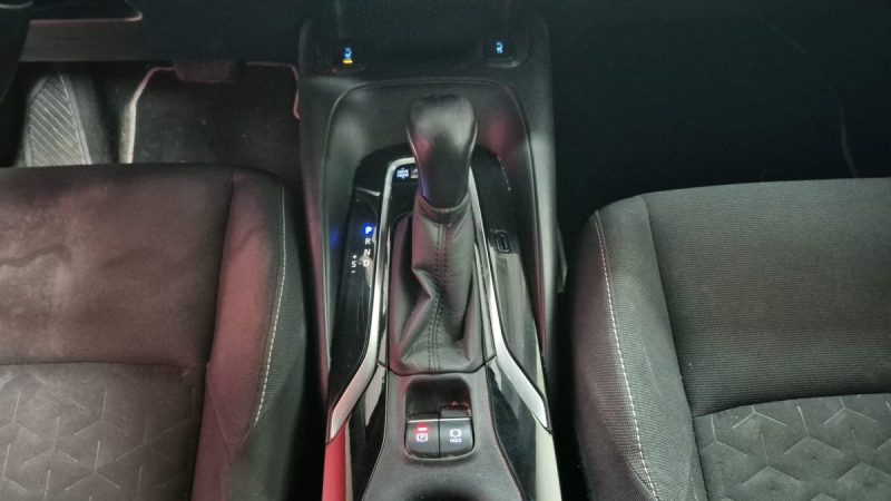 TOYOTA COROLLA TOURING SPORTS 184CV DYNAMIC BUSINESS/1 ERE MAIN/TVA RECUP 