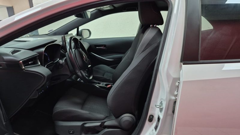 TOYOTA COROLLA BERLINE 122CV DYNAMIC BUSINESS 2022