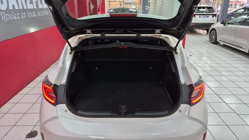 TOYOTA COROLLA BERLINE 122CV DYNAMIC BUSINESS 2022