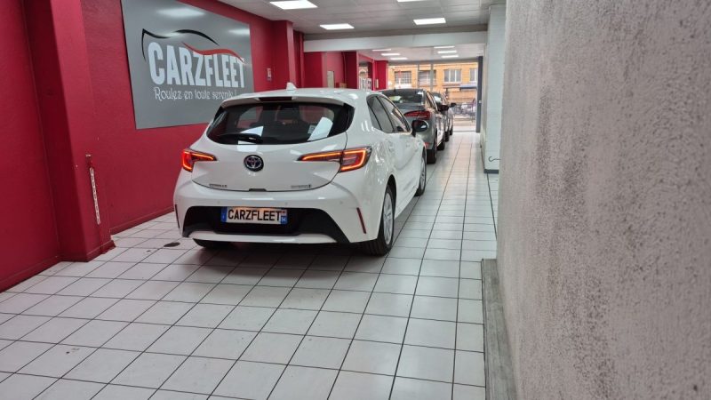 TOYOTA COROLLA BERLINE 122CV DYNAMIC BUSINESS 2022