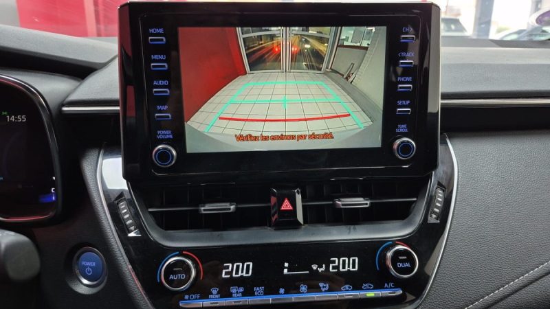 TOYOTA COROLLA BERLINE 122CV DYNAMIC BUSINESS 2022