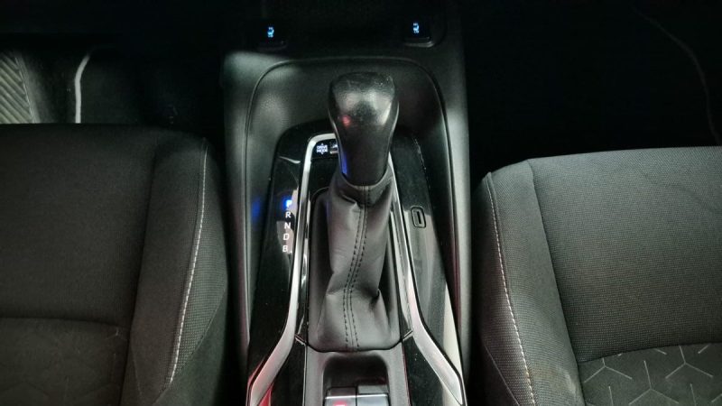 TOYOTA COROLLA TOURING SPORTS 122CV DYNAMIC BUSINESS/1 ERE MAIN/TVA RECUP 