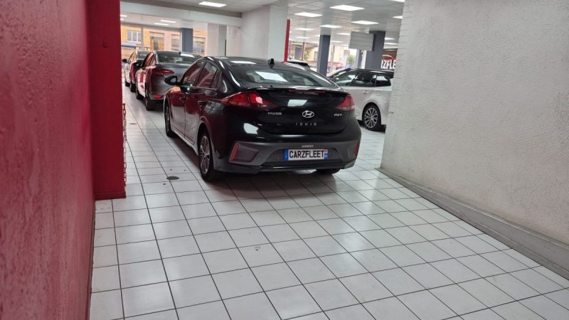 HYUNDAI IONIQ BERLINE HYBRIDE PLUG-IN 141CV INTUITIVE/PHASE 2/ 1 ERE MAIN 