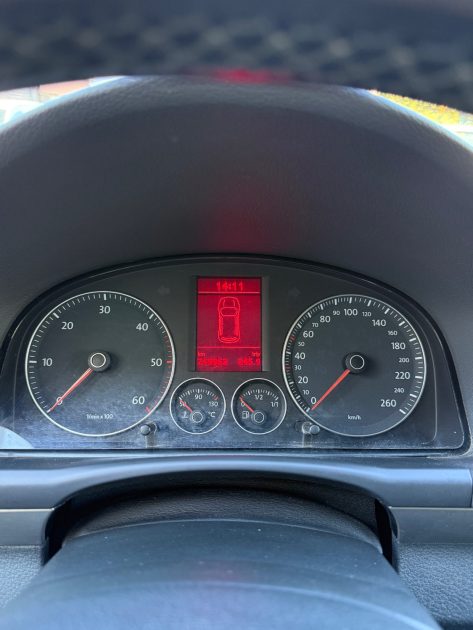 VOLKSWAGEN TOURAN 1.9 TDI 105 CONFORTLINE 2009