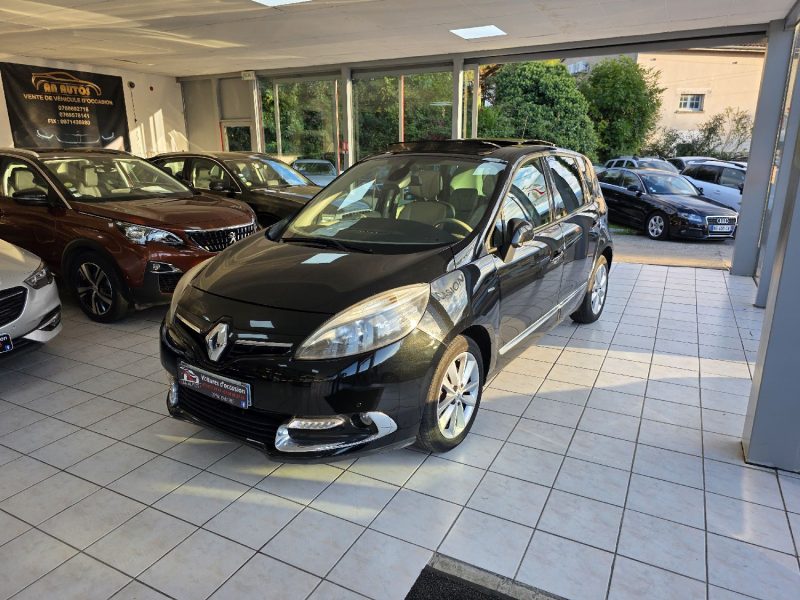 RENAULT MEGANE SCENIC 1.6 DCI 130CH  INITIALE ANNEE 2013 223000KM