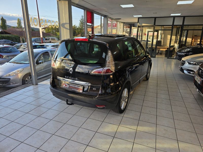 RENAULT MEGANE SCENIC 1.6 DCI 130CH  INITIALE ANNEE 2013 223000KM