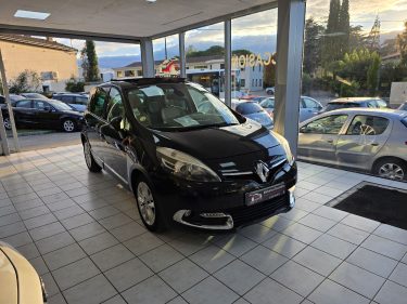 RENAULT MEGANE SCENIC 1.6 DCI 130CH  INITIALE ANNEE 2013 223000KM