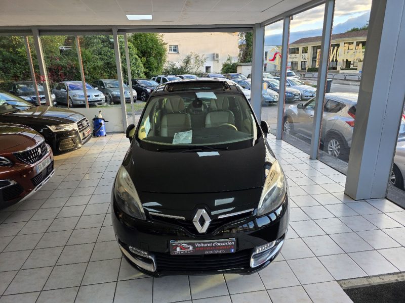 RENAULT MEGANE SCENIC 1.6 DCI 130CH  INITIALE ANNEE 2013 223000KM