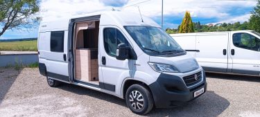 Fourgon Van aménagé Weinsberg Carabus 600K 4 couchages