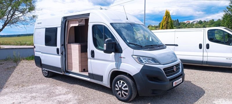 Fourgon Van aménagé Weinsberg Carabus 600K 4 couchages