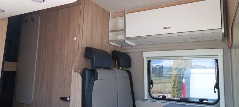 Fourgon Van aménagé Weinsberg Carabus 600K 4 couchages