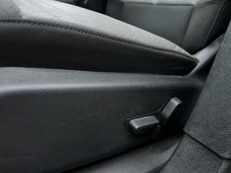 CITROEN C5 SHINE 1.5 BLUE HDI 130 Cv EAT8 TOIT OUVRANT APPLE CARPLAY & ANDROID - GARANTIE 1 AN