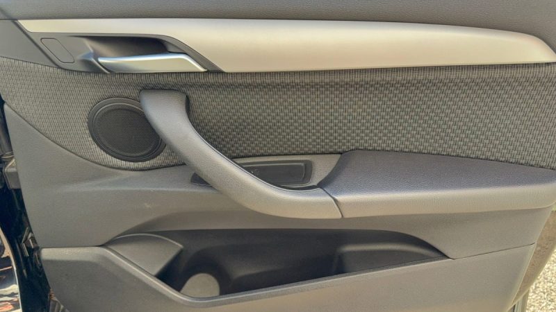 B.M.W. X1 SDRIVE 16D 116CH  Business Design