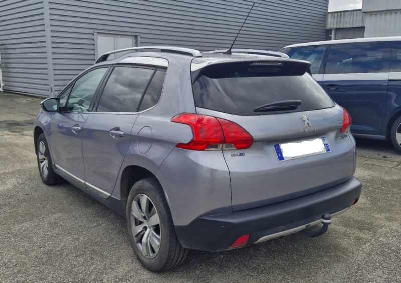 PEUGEOT 2008 1.6 BLUEHDI 120CH URBAN CROSS S&S ALLURE 2016