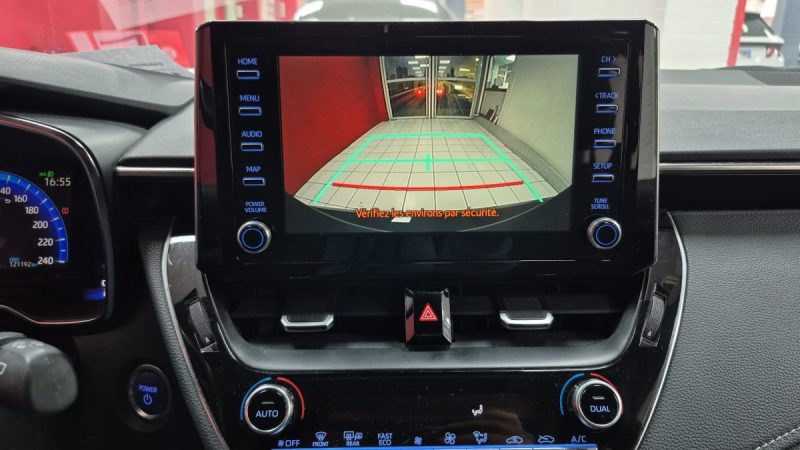 TOYOTA COROLLA BERLINE 122CV DYNAMIC BUSINESS/1 ERE MAIN/TVA RECUP 