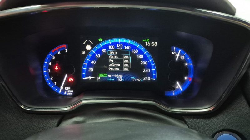 TOYOTA COROLLA BERLINE 122CV DYNAMIC BUSINESS/1 ERE MAIN/TVA RECUP 