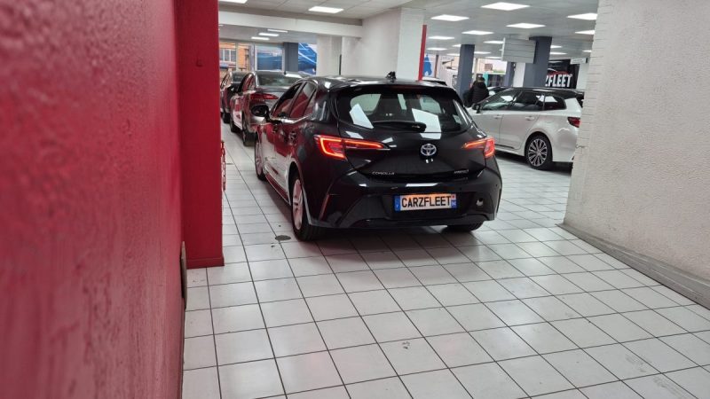 TOYOTA COROLLA BERLINE 122CV DYNAMIC BUSINESS/1 ERE MAIN/TVA RECUP 
