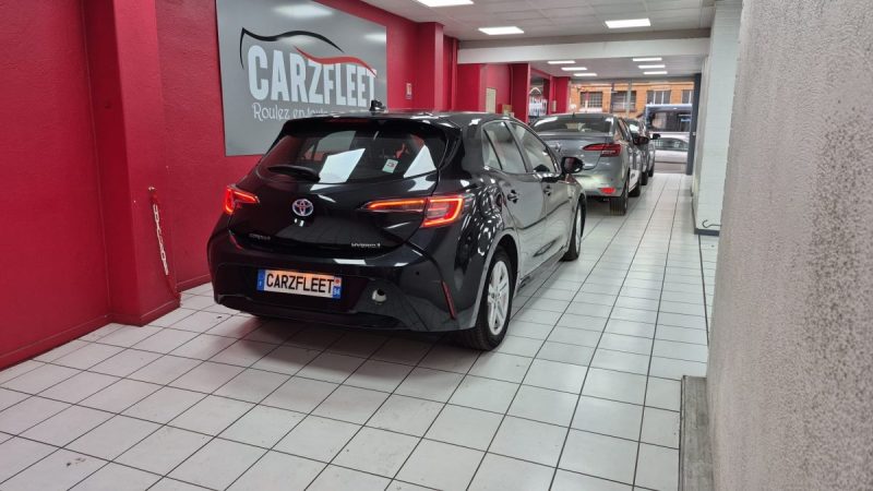 TOYOTA COROLLA BERLINE 122CV DYNAMIC BUSINESS/1 ERE MAIN/TVA RECUP 