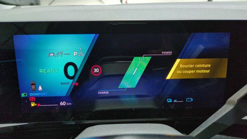 Renault Austral nouveau Full hybrid e-tech 200 ch techno + pack famille