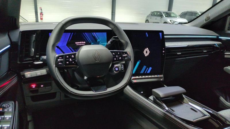 Renault Austral nouveau Full hybrid e-tech 200 ch techno + pack famille