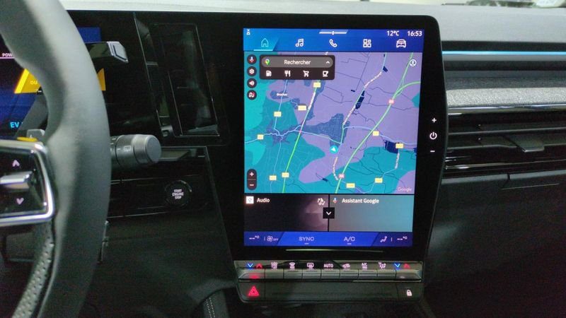 Renault Austral nouveau Full hybrid e-tech 200 ch techno + pack famille