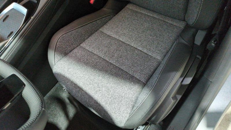 Renault Austral nouveau Full hybrid e-tech 200 ch techno + pack famille