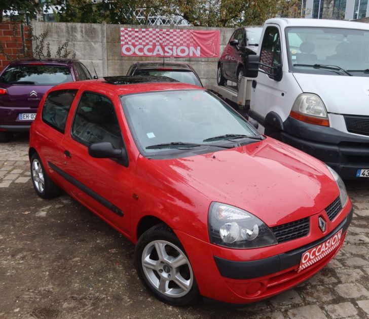 RENAULT CLIO AUTHENTIQUE 1.2 2002