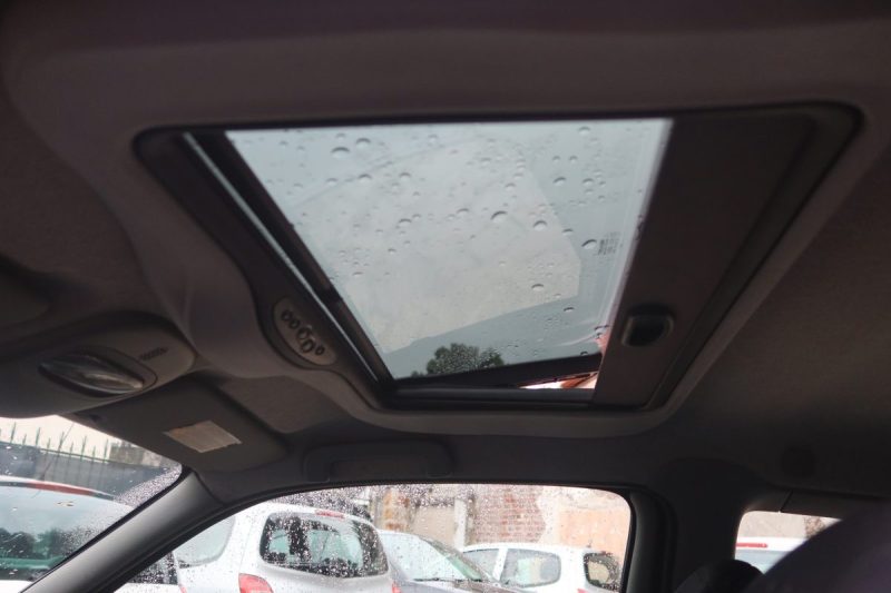 RENAULT CLIO AUTHENTIQUE 1.2 2002