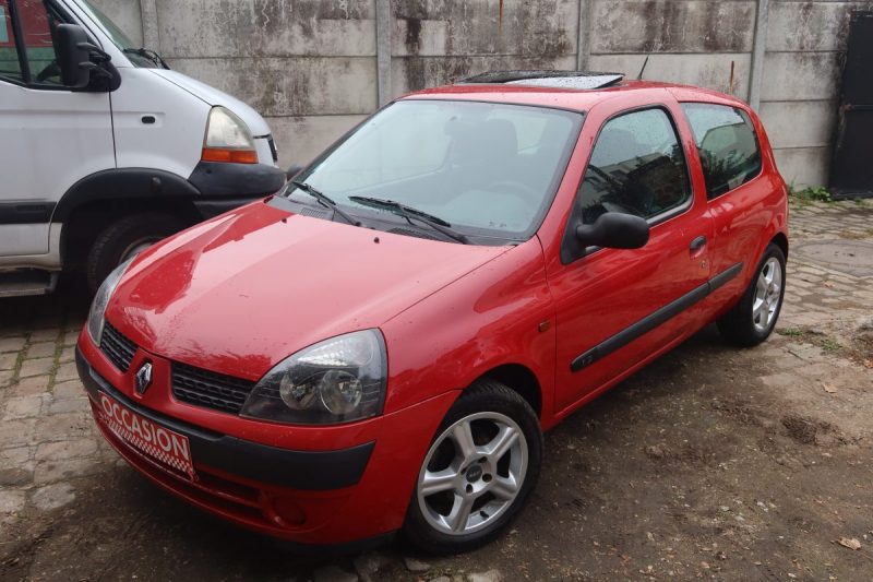 RENAULT CLIO AUTHENTIQUE 1.2 2002