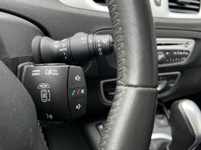 RENAULT SCENIC 3 III 1.5 Dci 110 Cv BOITE AUTOMATIQUE / GPS TOMTOM CRIT AIR 2 - GARANTIE 1 AN