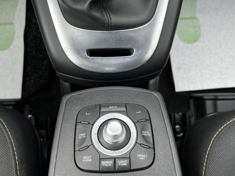 RENAULT SCENIC 3 III 1.5 Dci 110 Cv BOITE AUTOMATIQUE / GPS TOMTOM CRIT AIR 2 - GARANTIE 1 AN