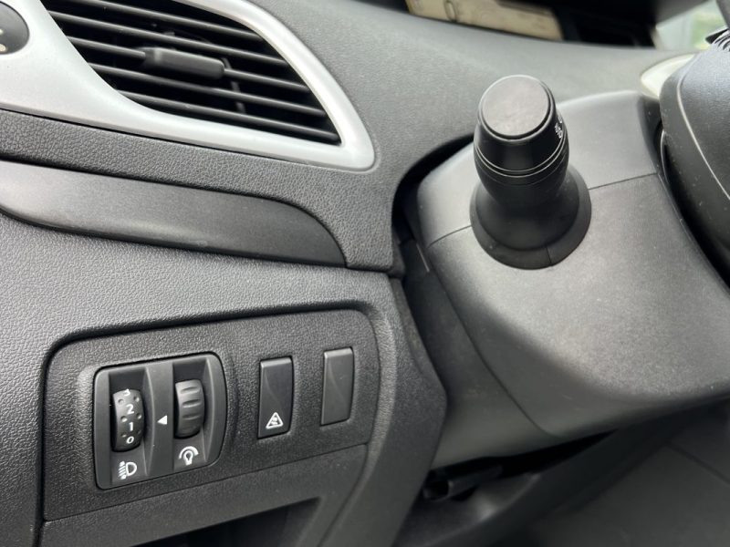 RENAULT SCENIC 3 III 1.5 Dci 110 Cv BOITE AUTOMATIQUE / GPS TOMTOM CRIT AIR 2 - GARANTIE 1 AN