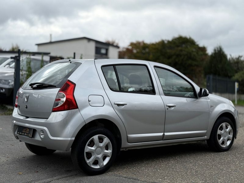 DACIA SANDERO 1.4 MPI 75CH GPL BLACKLINE 