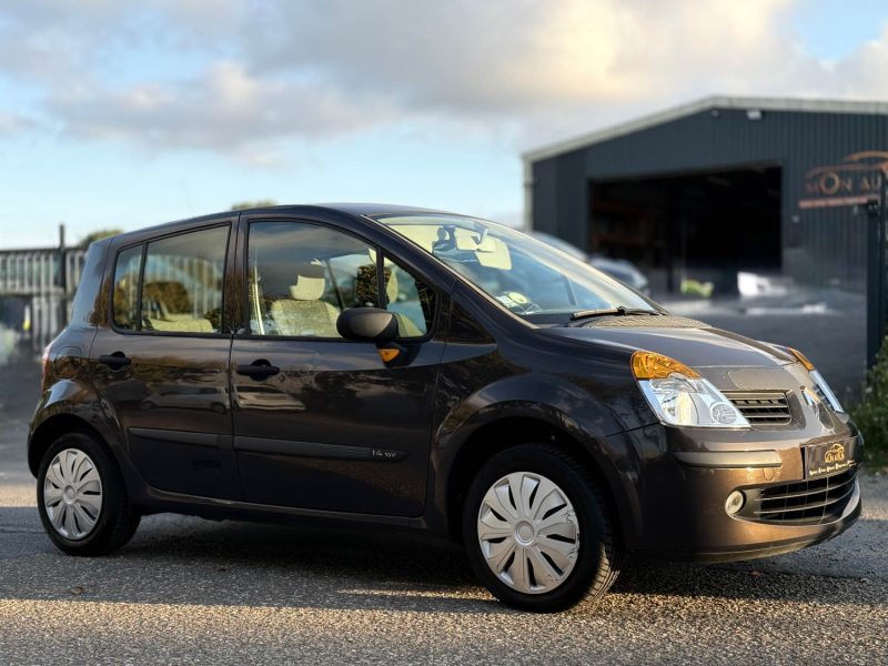 RENAULT MODUS 1.4 16V 98CH CONFORT CLIM EXPRESSION 